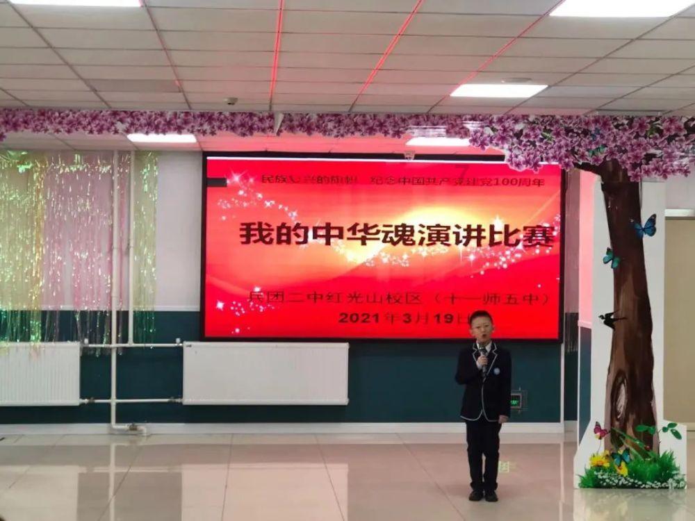 关于机械能是否守恒的叙述，正确的是（ ）